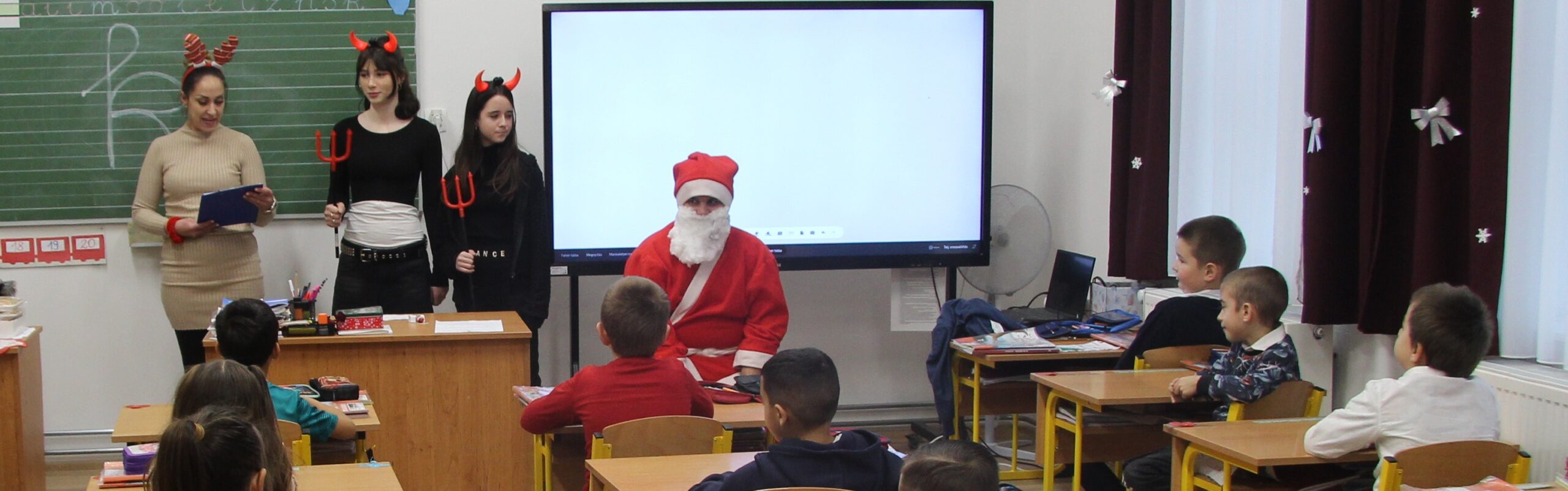 A Mikulás iskolánkban járt