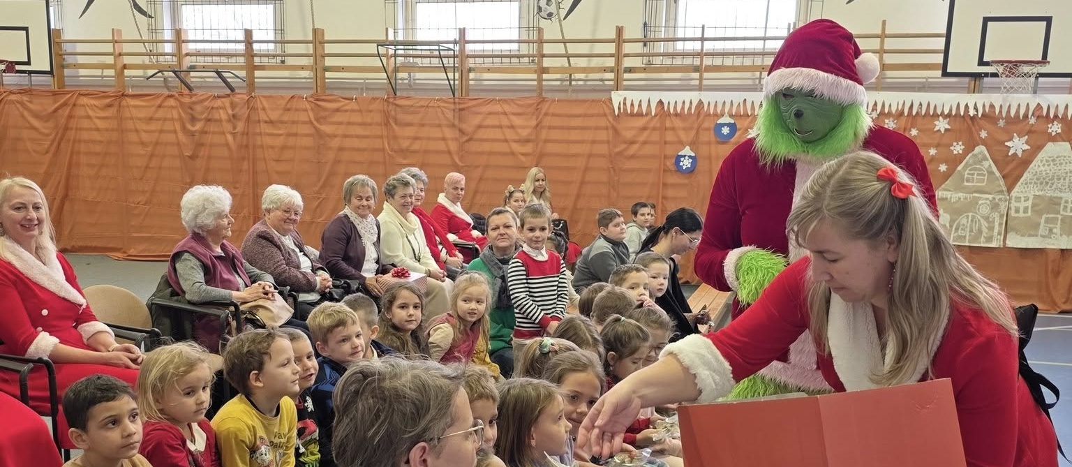 Különleges vendégek a karácsonyi műsor főpróbáján