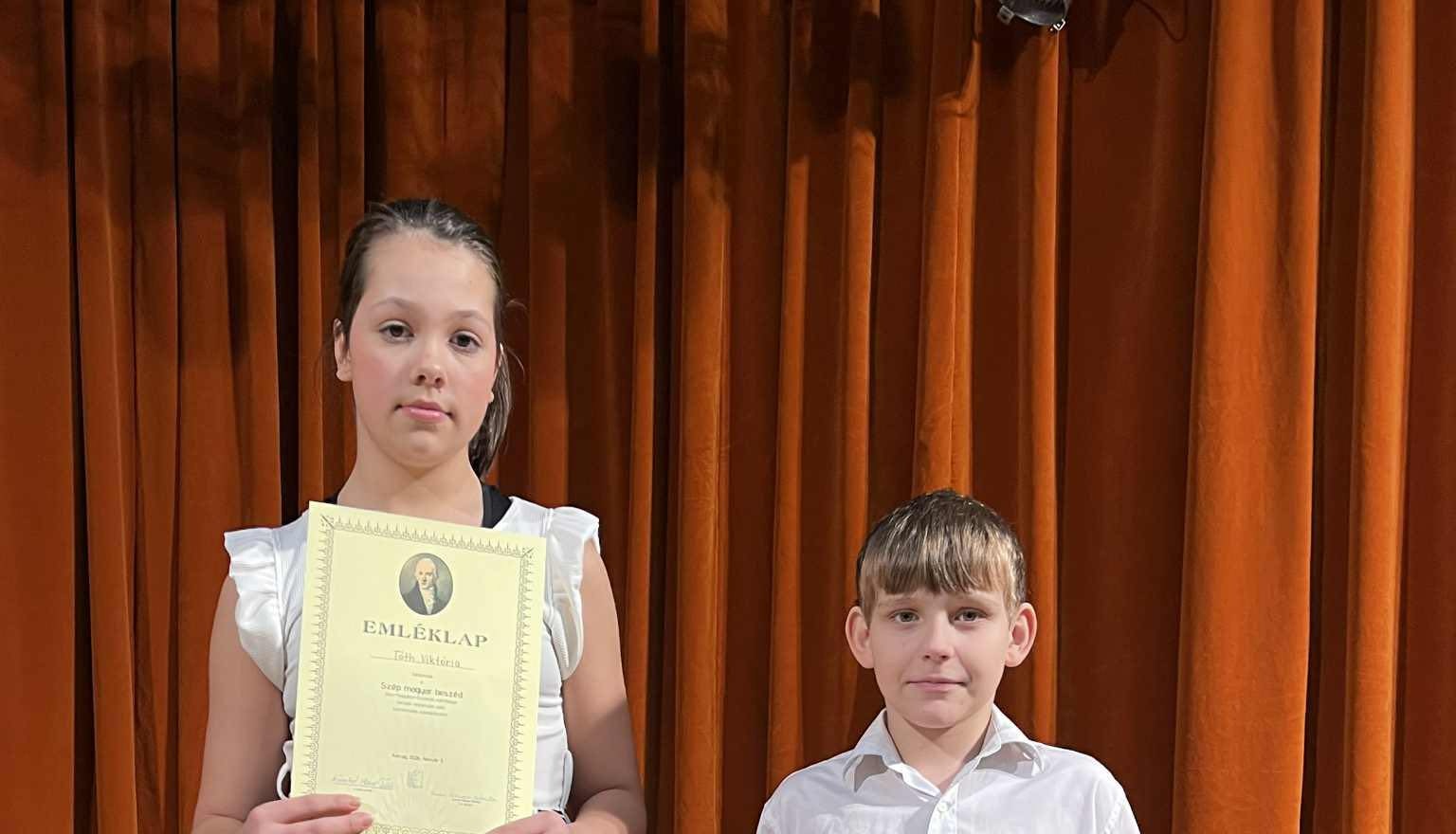 Szépen csengő szavak – kiskulcsosiak a területi Kazinczy Szép kiejtési versenyen