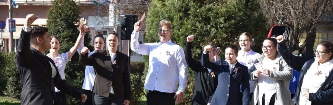 Március 14-én a városi ünnepségen, iskolánk 8. osztályosai emlékeztek meg 1848. forradalmi napjáról…